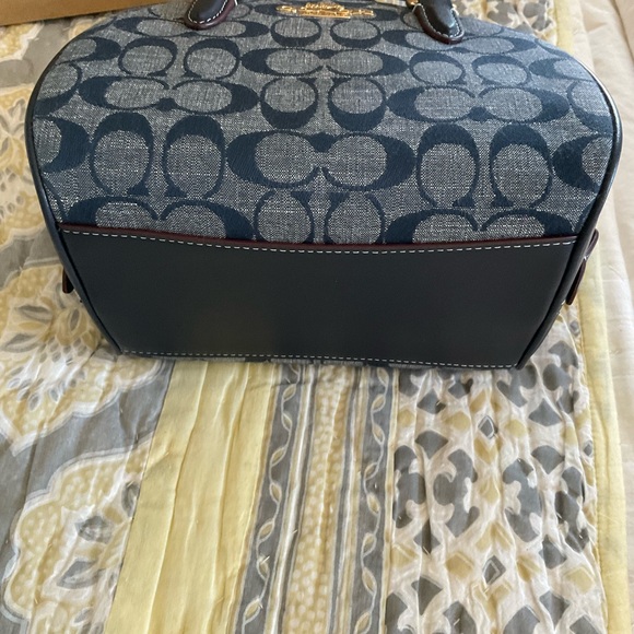 NWT Coach Sydney Satchel Crossbody In Signature Chambray & Smooth Leather - Picture 6 of 16